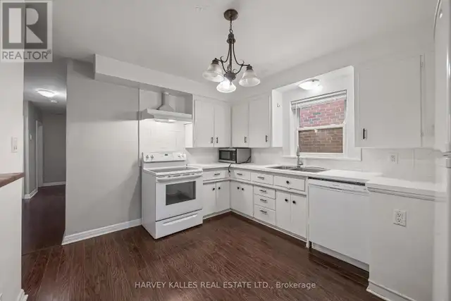 MAIN - 128 BOGERT AVENUE Toronto (Lansing-Westgate), Ontario in Long Term Rentals in City of Toronto - Image 7