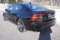 WOW!! Are you looking for a fun to drive luxury sedan that makes a statement everywhere it goes? If... (image 2)