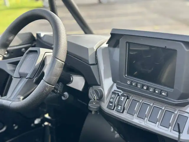 2025 POLARIS RZR XP 1000 PREMIUM (FINANCING AVAILABLE) in ATVs in Kelowna - Image 9