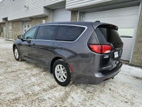 1 propriétaire. Nos véhicules sont inspectés. Financement 1ère, 2e et 3e chance aux meilleurs taux d... (image 2)