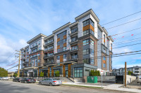 FOR SALE: #205-20695 Eastleigh Crescent