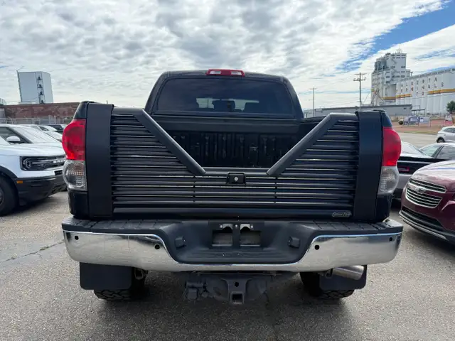 2007 Toyota Tundra Crewmax Limited LIFTED! in Cars & Trucks in Lethbridge - Image 4