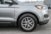 Ford Edge SEL AWD * Groupe Électrique * Climatisation * Bluetooth * Regulateur de Vitesse * Camera d... (image 9)