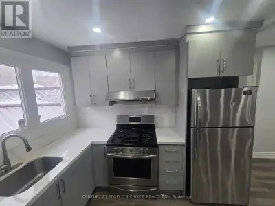 Fantastic Lease Opportunity in a Prime Location! This charming 3-bedroom, 2 Full Bathroom bungalow s...