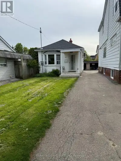 1 - 92 THIRTY NINTH STREET Toronto (Long Branch), Ontario