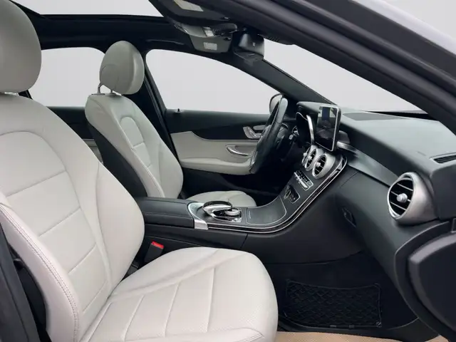 2018 Mercedes-Benz C-Class C300 4MATIC - AMG PKG - SUNROOF - LEA in Cars & Trucks in Oakville / Halton Region - Image 21