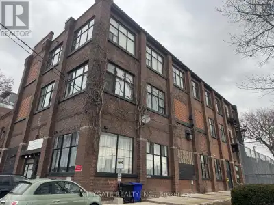 Rare opportunity to lease a character brick-and-beam ground floor unit in the heart of Roncesvalles....