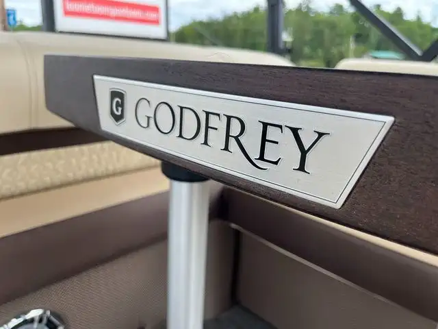 2022 Sweetwater SW 2286 Single Flip Lounge in Sport Touring in Sault Ste. Marie - Image 47