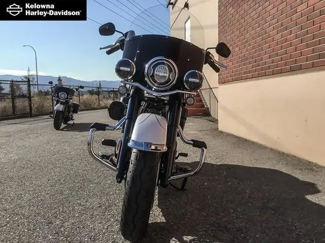 2025 Harley-Davidson Softail FLHC - Heritage Classic in Street, Cruisers & Choppers in Kelowna - Image 3