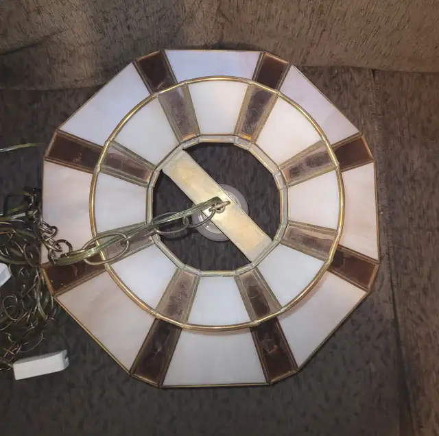 Vintage stained glass country swag lamp in Arts & Collectibles in Red Deer - Image 7
