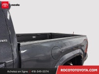 ... Engine: Moteur à 4 cylindres L/100Km City: 12.4 L/100Km Hwy: 9.6 (image 6)