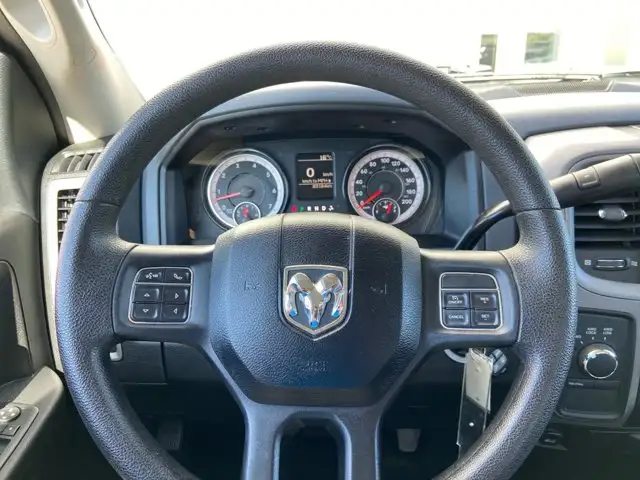 2017 Ram 1500 Tradesman | Legendary 5.7L HEMI V8 Engine & 4x4 in Cars & Trucks in Edmonton - Image 16