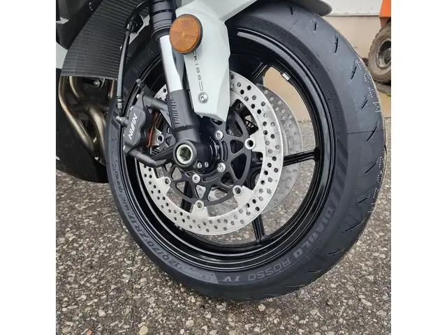 2026 Kawasaki Ninja ZX-6R ABS in Sport Bikes in Brantford - Image 20