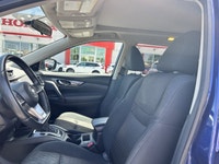 The 2018 Nissan Rogue SV is engineered to seamlessly integrate into your daily life, offering both v... (image 8)