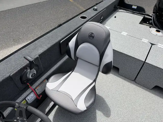 2023 Legend 16 XTE SC Sport Pre-Owned Fishing Boat in Powerboats & Motorboats in Sudbury - Image 12