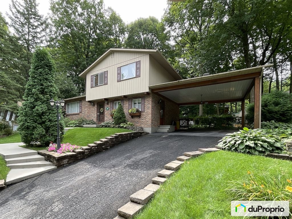 $749,500 - Split Level for sale in Ste-Julie — photo 1
