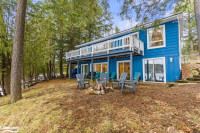 "LOON LAKE" UPDATED & RENOVATED LARGE HOME/COTTAGE
