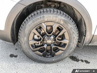 This Kia Telluride boasts a Regular Unleaded V-6 3.8 L/231 engine powering this Automatic transmissi... (image 9)