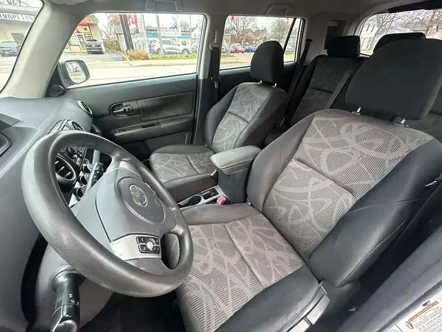 2013 Scion xB XB in Cars & Trucks in St. Catharines - Image 14