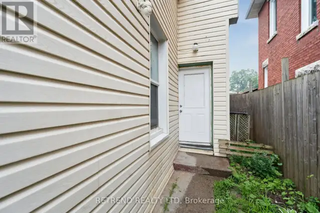 35 PARK AVENUE Brantford, Ontario63006663247875123