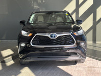 ADAPTIVE CRUISE CONTROL, HEATED FRONT SEATS, BLIND SPOT MONITOR Are you seeking efficiency combined... (image 2)