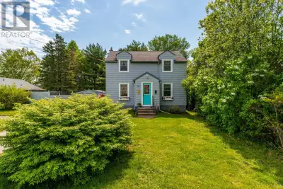 Situated within walking distance to town and local amenities, this move-in ready home is a true gem....