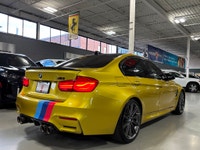 **WINTER SPECIAL!** FEATURING : AUSTIN YELLOW METALLIC FACTORY PAINT, HEADS UP DISPLAY, CARBON ROOF,... (image 9)