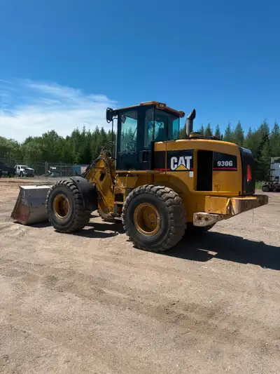 2006 Cat 930G Wheel Loader - Enclosed Cab, Auxiliary Hydraulics, Hydraulic Coupler, 99 in Bucket, 20...