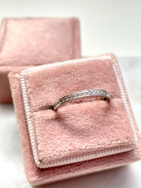 18kt Pure White, White gold diamond eternity style ring size 5