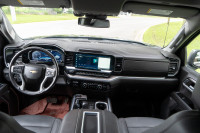 2022 Chevrolet Silverado 1500 LTZ The 2022 Silverado 1500 LTZ blends powerful performance with premi... (image 8)