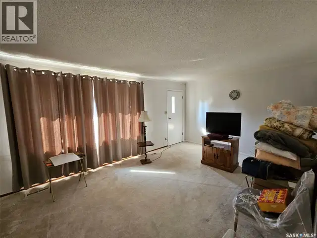 311 6th STREET W Carlyle, Saskatchewan in Houses for Sale in Regina - Image 7