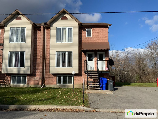 850 000$ - Triplex à vendre à Gatineau (Gatineau) in Houses for Sale in Gatineau