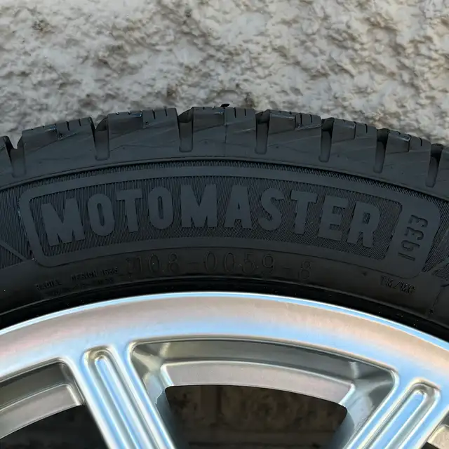 (99%) 4x 245/45R18 MotoMaster Winters w/ Jaguar / Volvo Rims in Tires & Rims in City of Toronto - Image 6