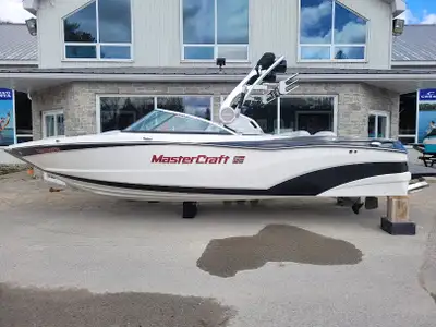 Welcome to Buckeye Marine 2019 MasterCraft MasterCraft XT23 .