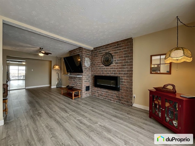 $322,000 - Condominium for sale in Sherbrooke (Jacques-Cartier) — photo 2