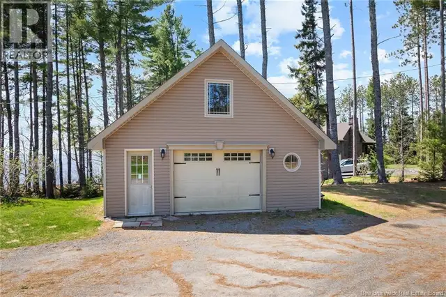 2990 Route 690 Sypher Cove, New Brunswick in Houses for Sale in Fredericton - Image 38
