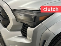 NO ACCIDENTS / CLEAN CARFAX / 1 OWNER / 12V Outlet, Apple CarPlay, Android Auto and more! Clutch is... (image 8)