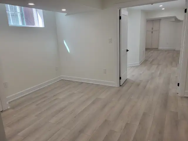 1,200 SQFT 2 Bedroom Basement Apartment in Long Term Rentals in Mississauga / Peel Region - Image 3