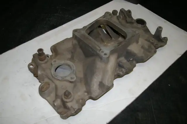 INTAKE MANIFOLD HOLLEY STREET DOMINATOR in Engine & Engine Parts in Edmonton - Image 2