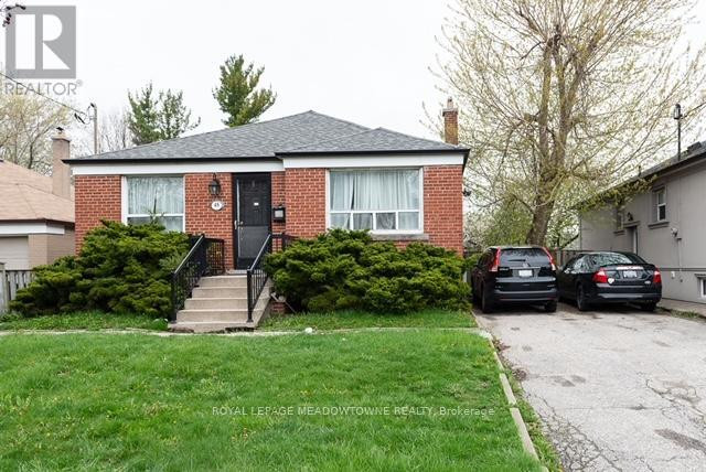 45 VINCI CRESCENT Toronto, Ontario in Houses for Sale in City of Toronto - Image 2