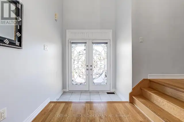 257 EAST'S CORNERS BOULEVARD Vaughan (Kleinburg), Ontario in Houses for Sale in Markham / York Region - Image 6