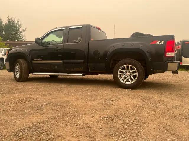 2010 GMC Sierra, As IS515801437239388165