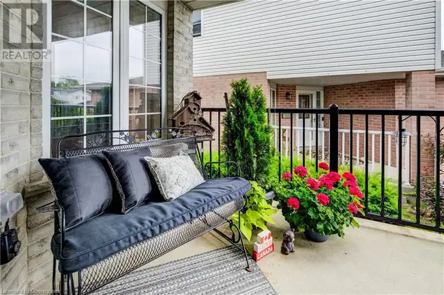 270 RESURRECTION Drive Kitchener, Ontario63006664775811123