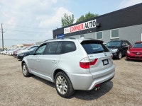 Zoomer Auto Text/Call for Viewing 403-615-5797 Sunroof Leather Power Heated Seats Heated Seats Clean... (image 5)