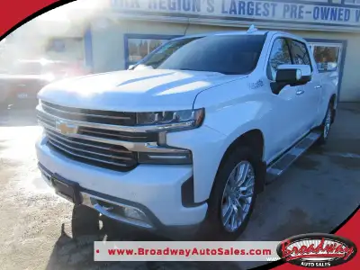 3.0L - V6 - DURAMAX - DOHC 16 VALVE TURBO DIESEL ENGINE 4X4 SYSTEM CREW-CAB SHORT BOX RUNNING BOARDS...