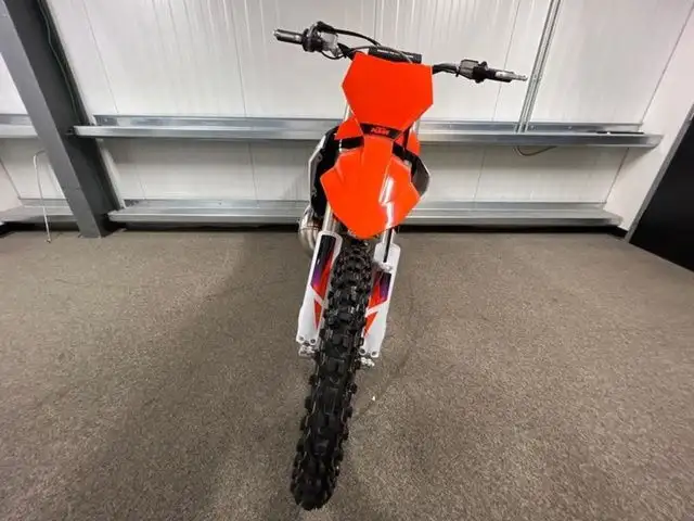 2024 KTM 250 SX in Dirt Bikes & Motocross in Calgary - Image 8