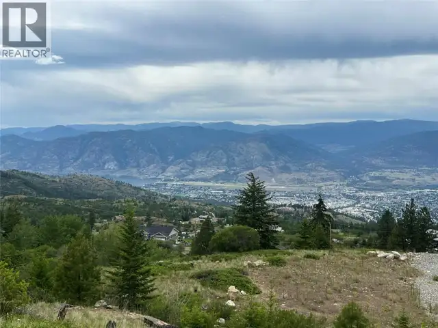 3011 Carmi Road Penticton, British Columbia in Land for Sale in Penticton - Image 7
