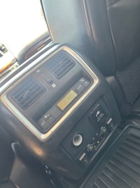 2013 Infiniti JX35 AWD Spacious, Luxury 8-Seater! Year: 2013 Make: Infiniti Model: JX35 Mileage: 222... (image 7)