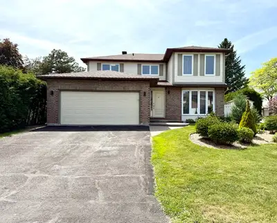 Ottawa. Executive 4 Bedroom + 2.5 Bath House for Rent. Available July 28 with a flexible start date,...
