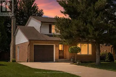 Welcome to 43 McGregor Street, a warm and welcoming family home in an established Stratford neighbou...
